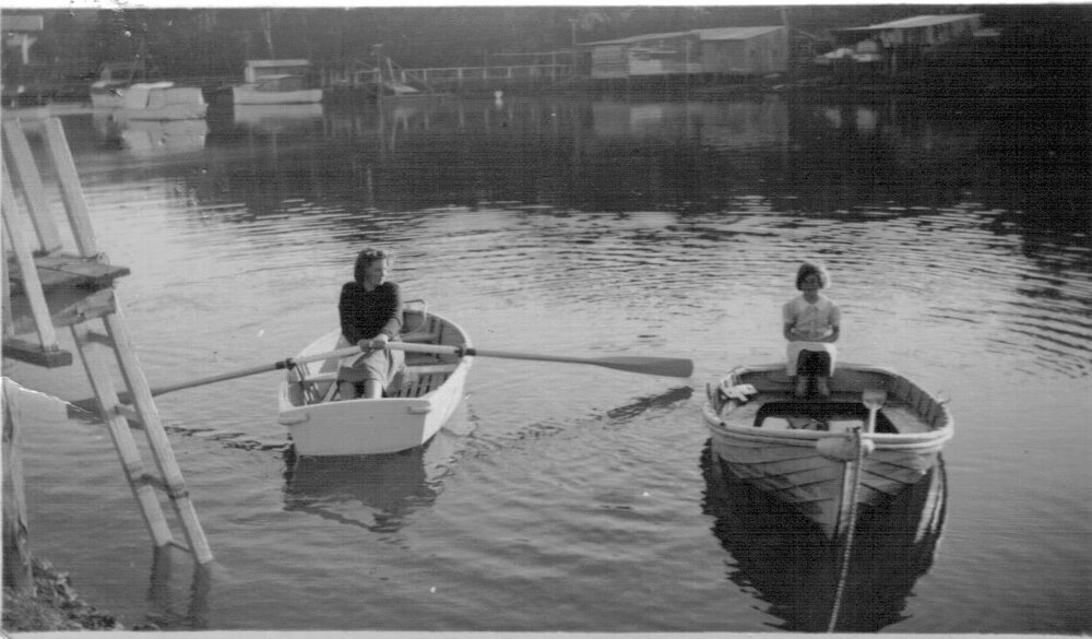 Douglas girls in rowing boat, Mona Vale