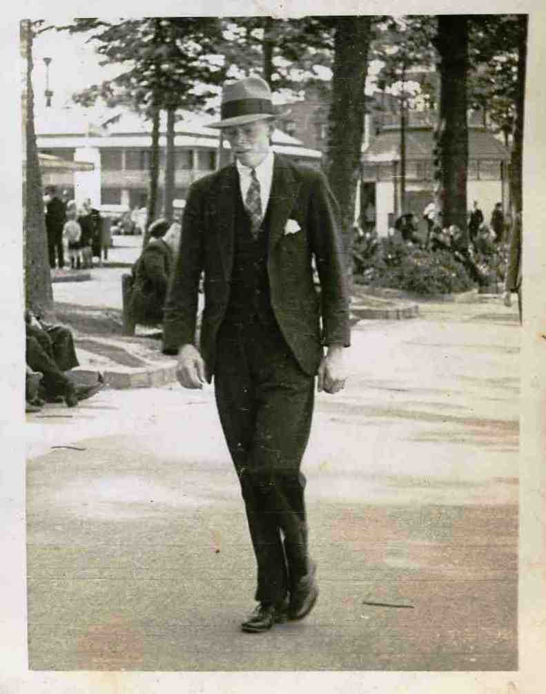 Walter Carpenter at Manly Beach