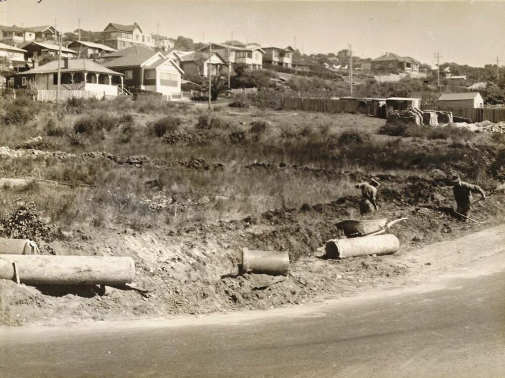 Frenchs Forest Road, corner Brook Road, Seaforth, 27th August 1947