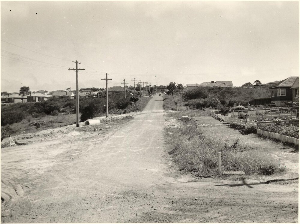 Fromelles Avenue from Lister Avenue, Seaforth, December 1955