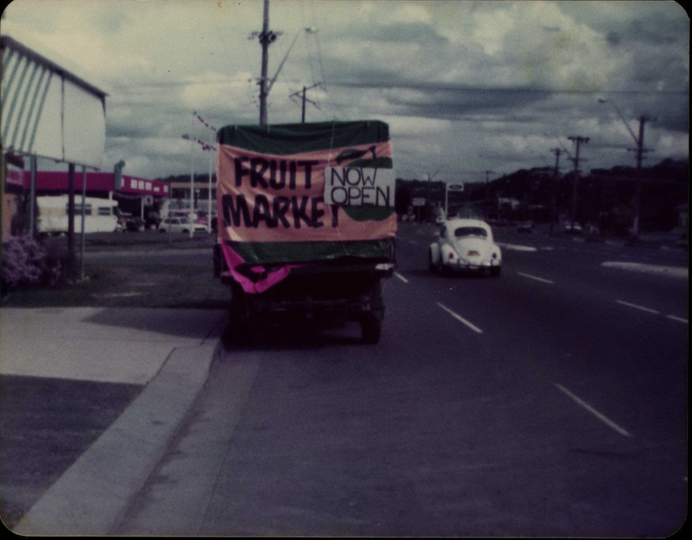 Advertising fruit market, Pittwater Road North Narrabeen