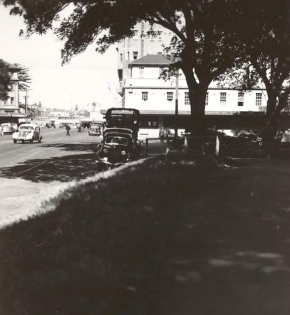 Gilbert Park looking towards Manly Wharf, Manly, 27th August 1948
