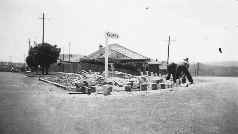 Hilltop Crescent junction Fairlight Street, Fairlight, 27th November 1941