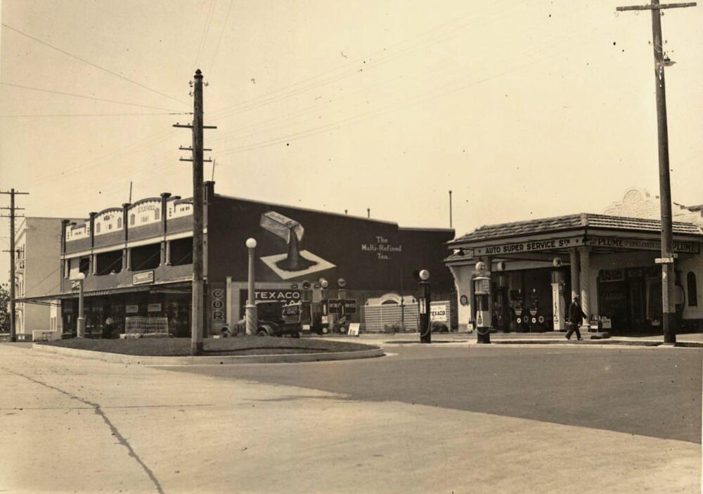 Hilltop Crescent, Heath Buildings and service station, Fairlight, 22nd October 1931