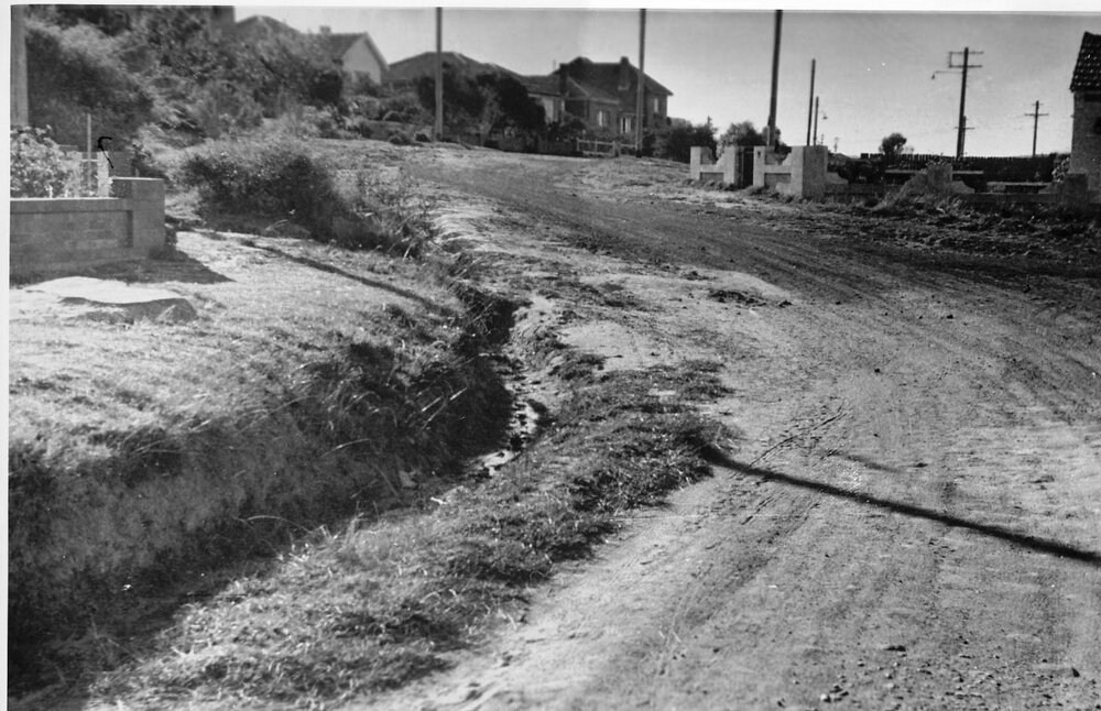 Intersection of Radio Avenue, Hilder Road and Scales Parade, Balgowlah Heights, 29th June 1946