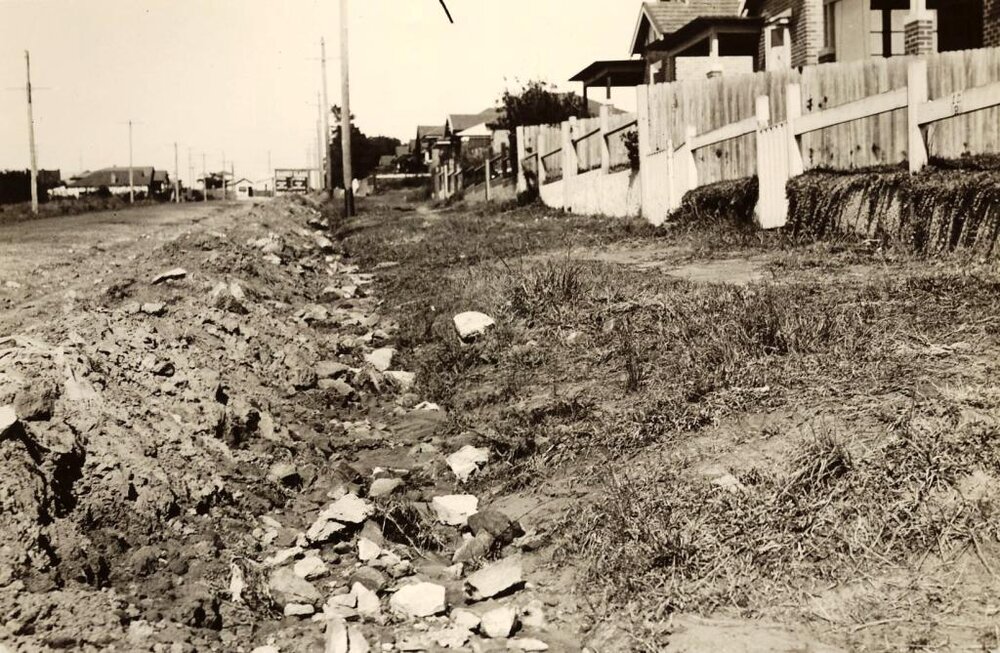 Kempbridge Avenue, Seaforth, 23rd August 1932