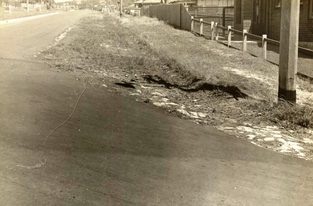 Kitchener Street looking west along north side, Balgowlah, 17th November 1939