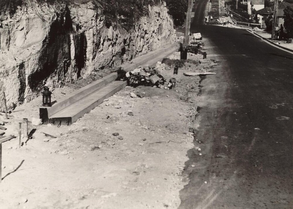 Lauderdale Avenue reconstruction, Fairlight, 4th November 1946