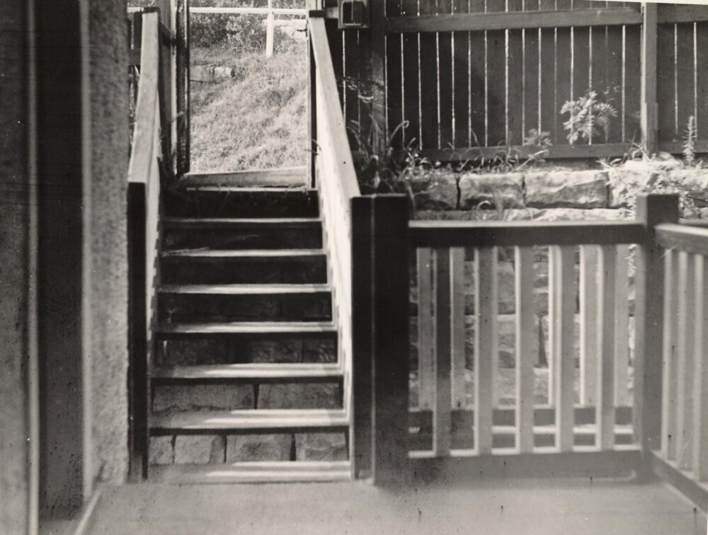 Lauderdale Avenue steps from Fairlight Hospital, Fairlight, 19th March 1941