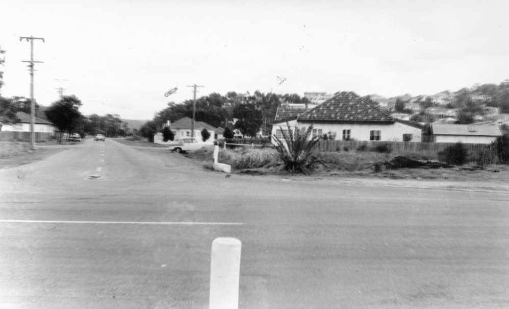 Wakehurst Parkway and Pittwater Road junction,  Narrabeen