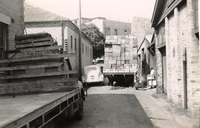Market Lane congestion, Manly