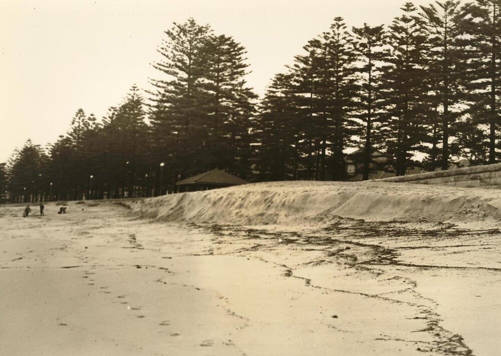 North Steyne beach showing scour, Manly, 25th June 1937
