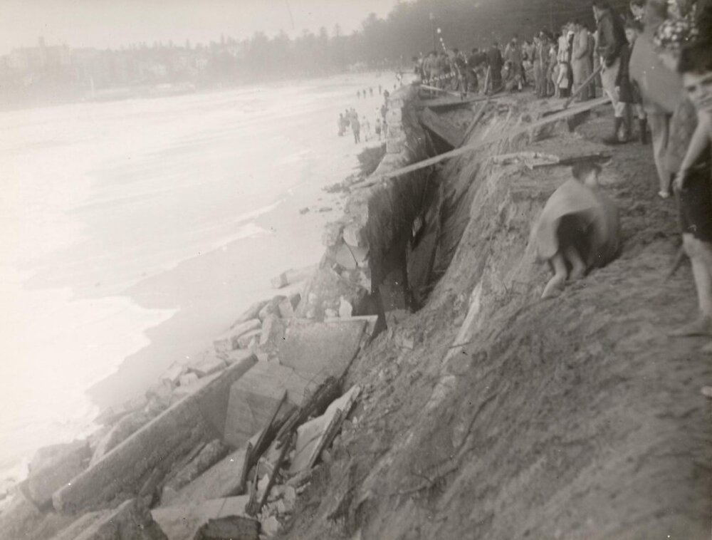 North Steyne seawall collapse, Manly, 25th June 1950
