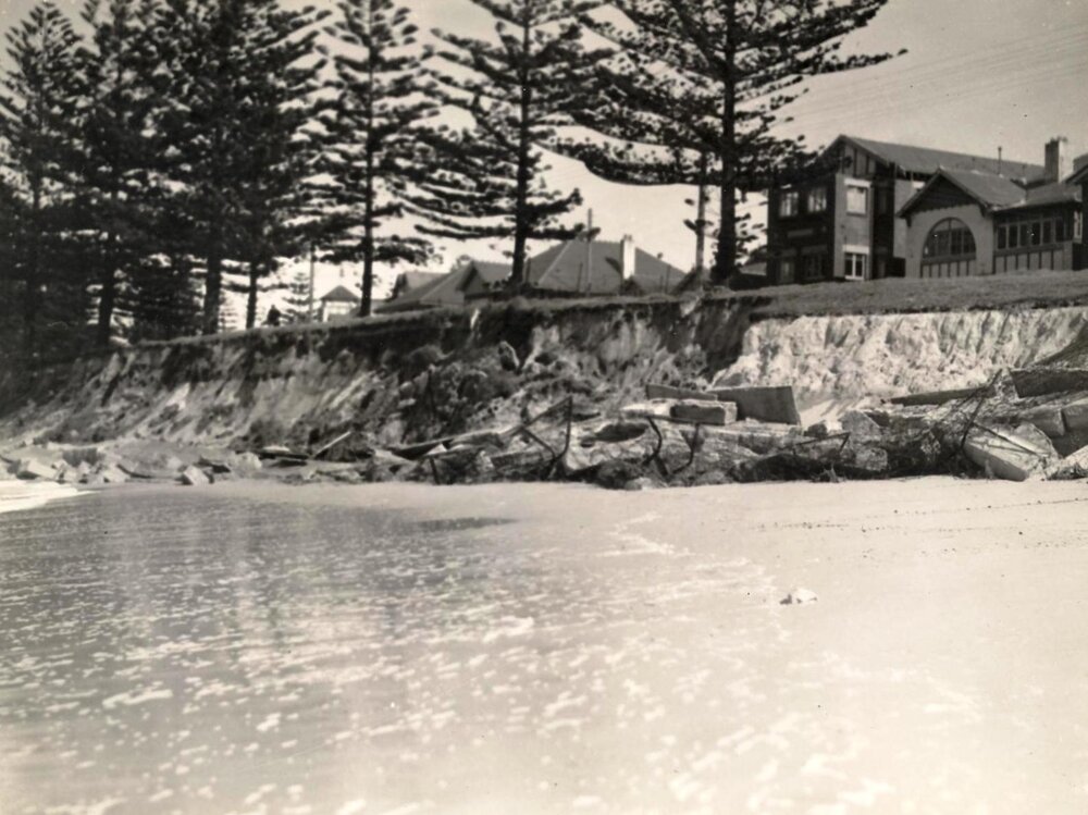 North Steyne seawall collapse near Pacific Street, Manly, 25th May 1943