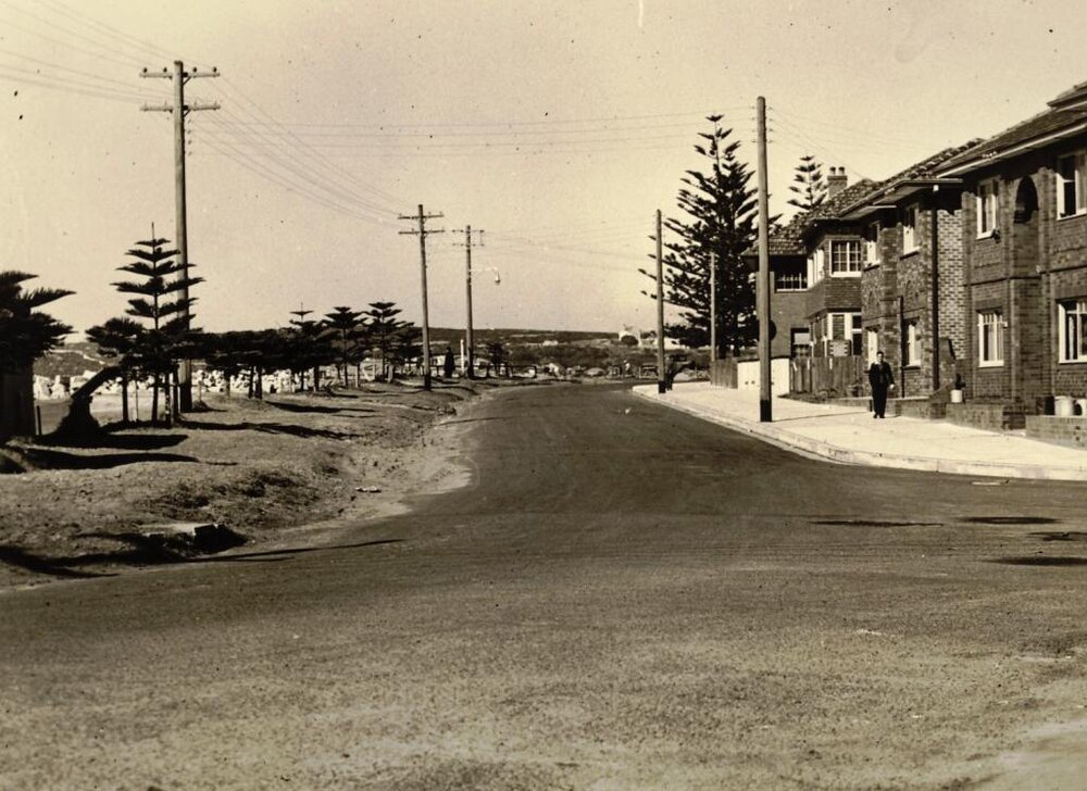 North Steyne south from Collingwood Street, Manly, 4th August 1937