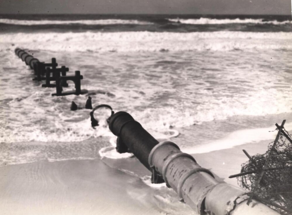Ocean Beach pipes, Manly, 25th May 1943
