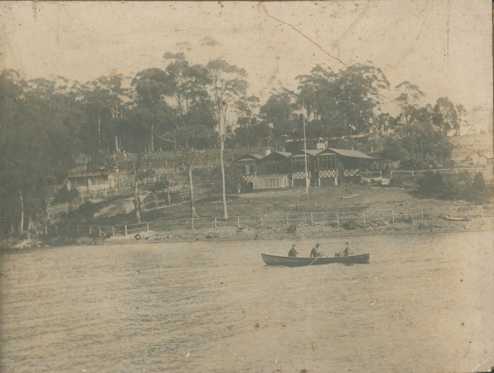 Thomas S. Douglas weekend retreat at lots 6 &amp; 7 Mona Vale estate, 1919