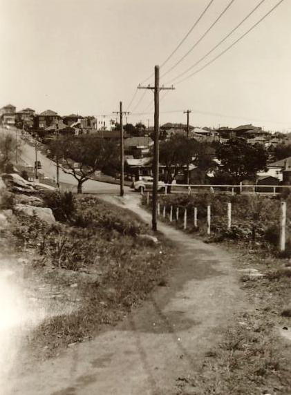 Path from Jamieson Avenue to Griffiths Street, Fairlight, October 1954