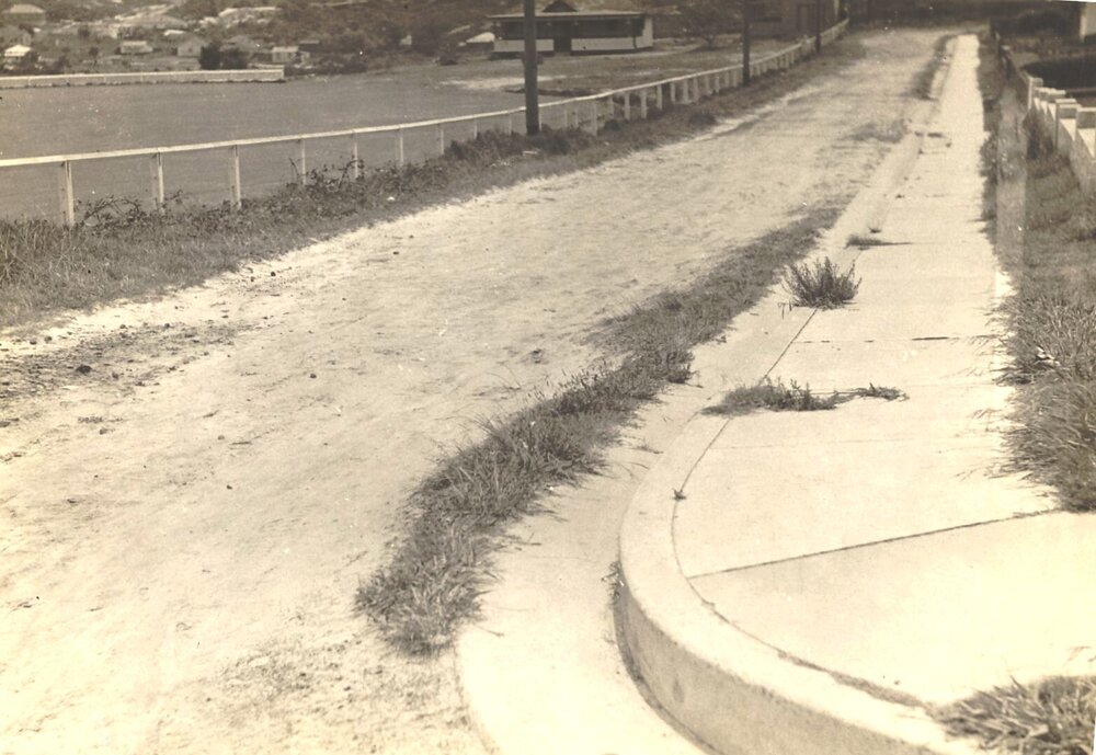 Pickworth Avenue and curbside, Balgowlah, 26th January 1939