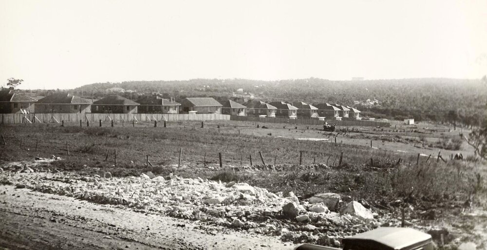 Phillip Avenue from Montauban Ave, contruction works, Seaforth, 24th July 1947