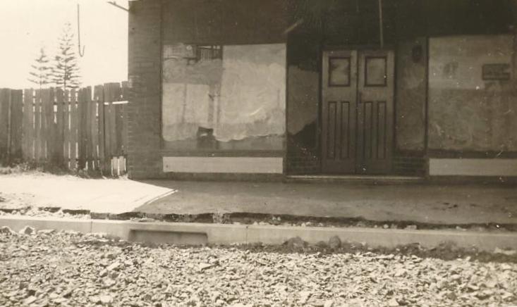 Pittwater Road,  west side, Manly, 20th October 1941