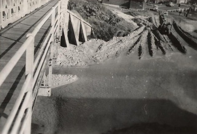 Queenscliff Lagoon outlet f, Queenscliff, 1956