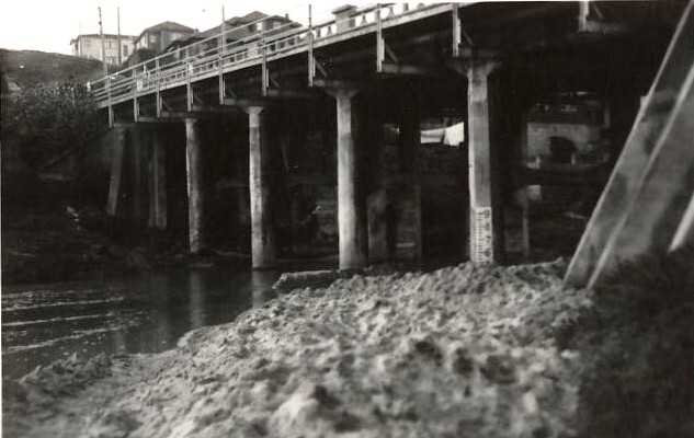 Queenscliff Lagoon outlet h, Queenscliff, 1956