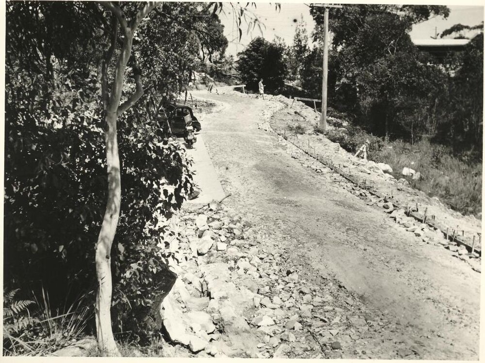 Road construction Gurney Crescent, Seaforth, January 1956