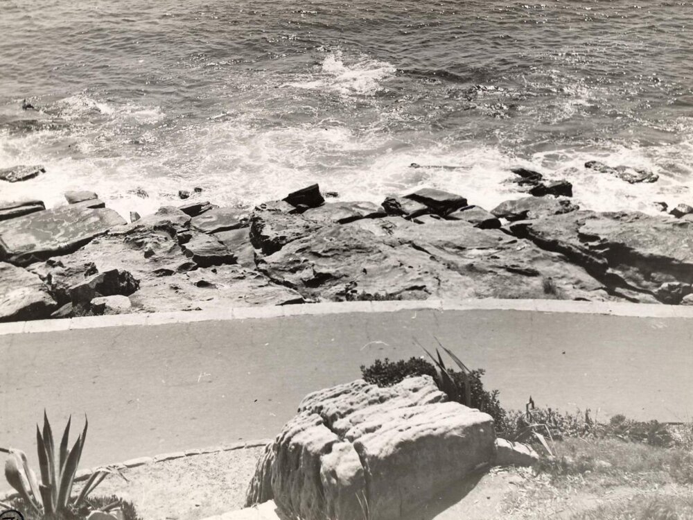 Rocks, South Steyne, at high tide, Manly, 23rd February 1940