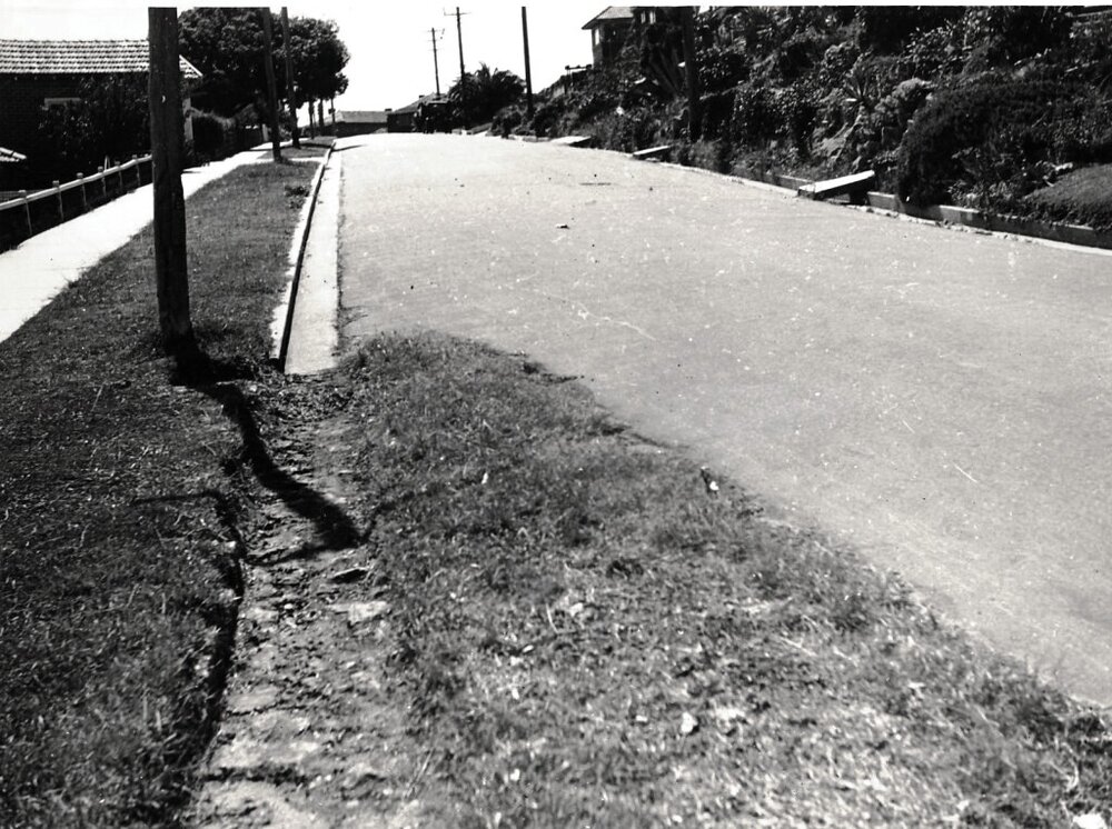 Rosedale Avenue looking north, Fairlight, 19th March 1941