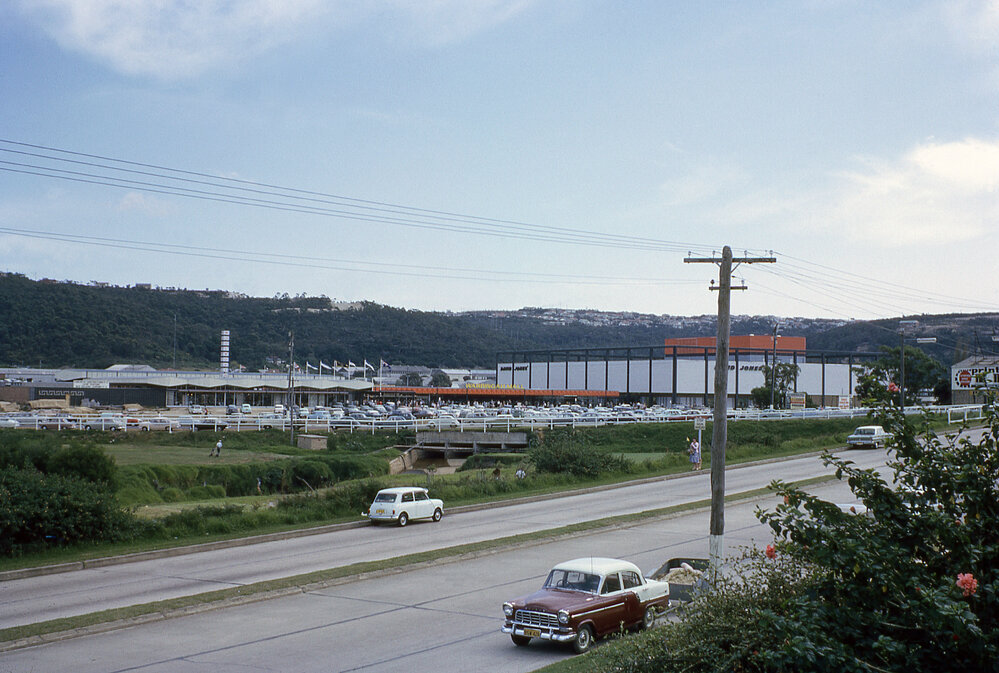 Warringah Mall shortly after opening, 1963