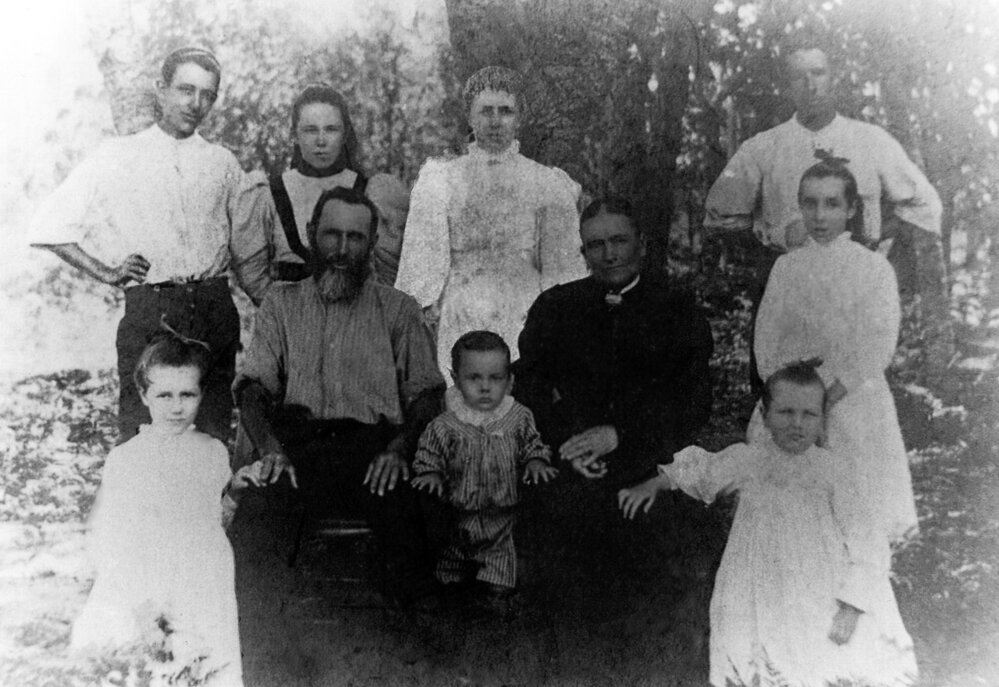 William Francis Parker and his family, at Brooklands, Cross Street, Brookvale 1897
