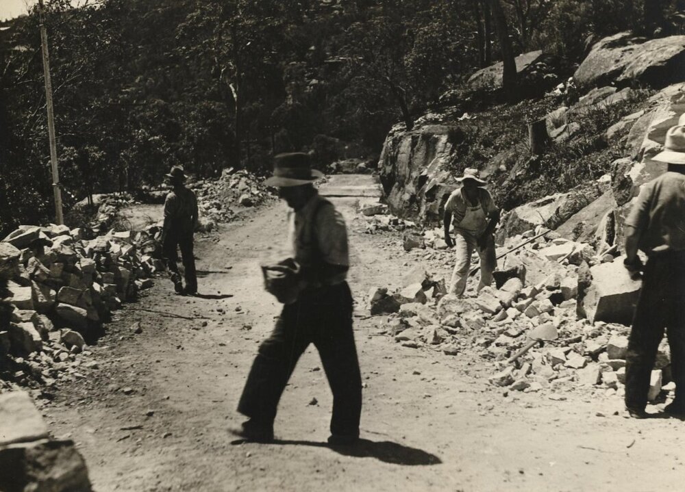 Amiens Road construction site with work crew clearing rocks, Clontarf, 1937