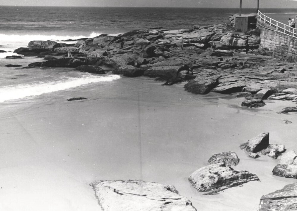 The South Steyne rocks low tide, Manly, 23rd February 1940