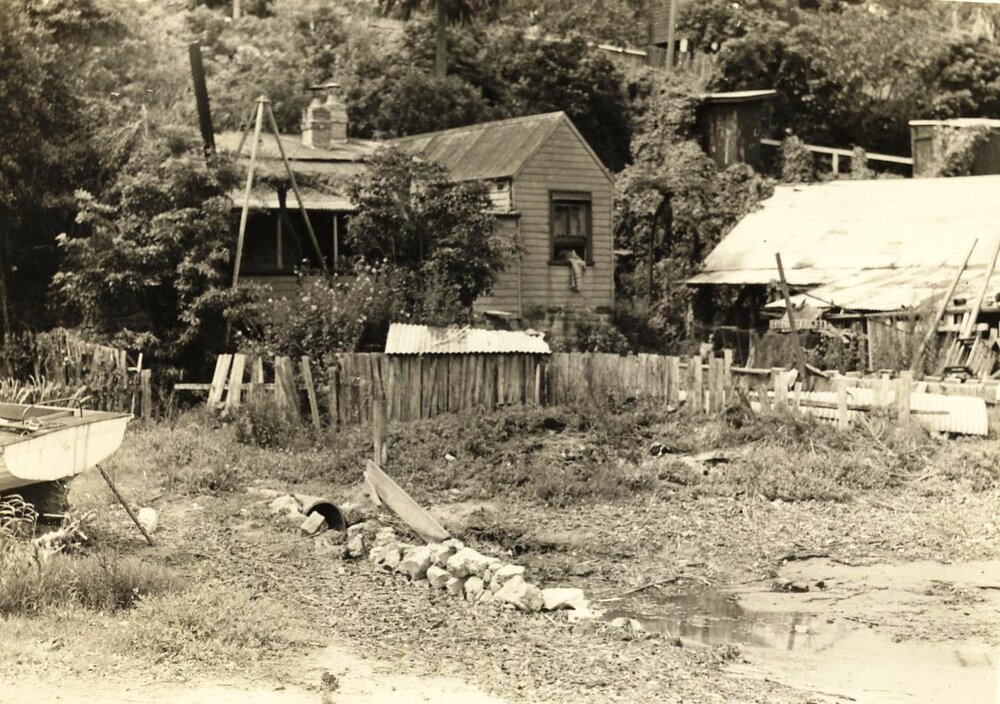 W Verrall's house and boatshed, Manly, 20th January 1938