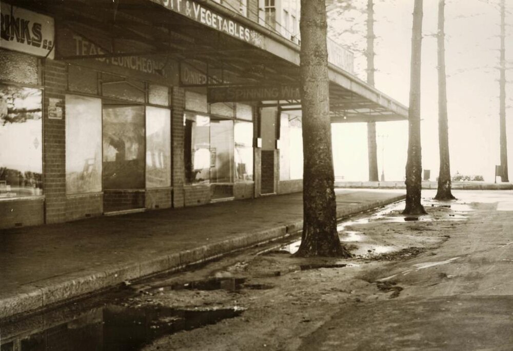 Wentworth Street corner South Steyne, Manly, 1st July 1937