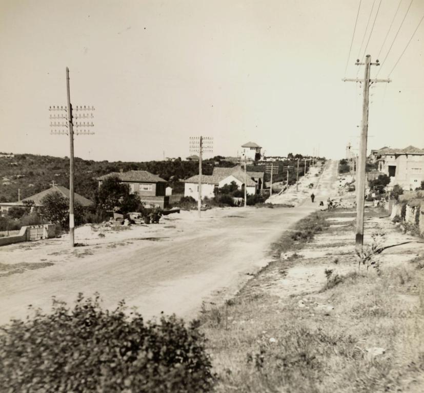 Woodland Street south from Hilder Road, Balgowlah Heights, 11th August 1942
