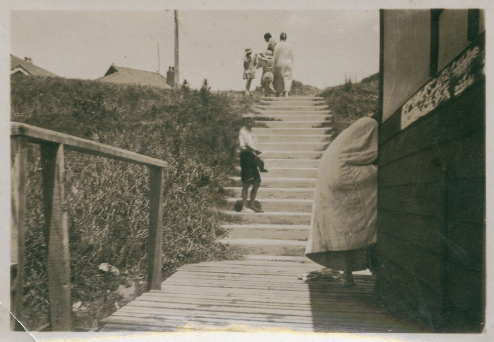 Steps leading from Dee Why Beach to Oaks Avenue