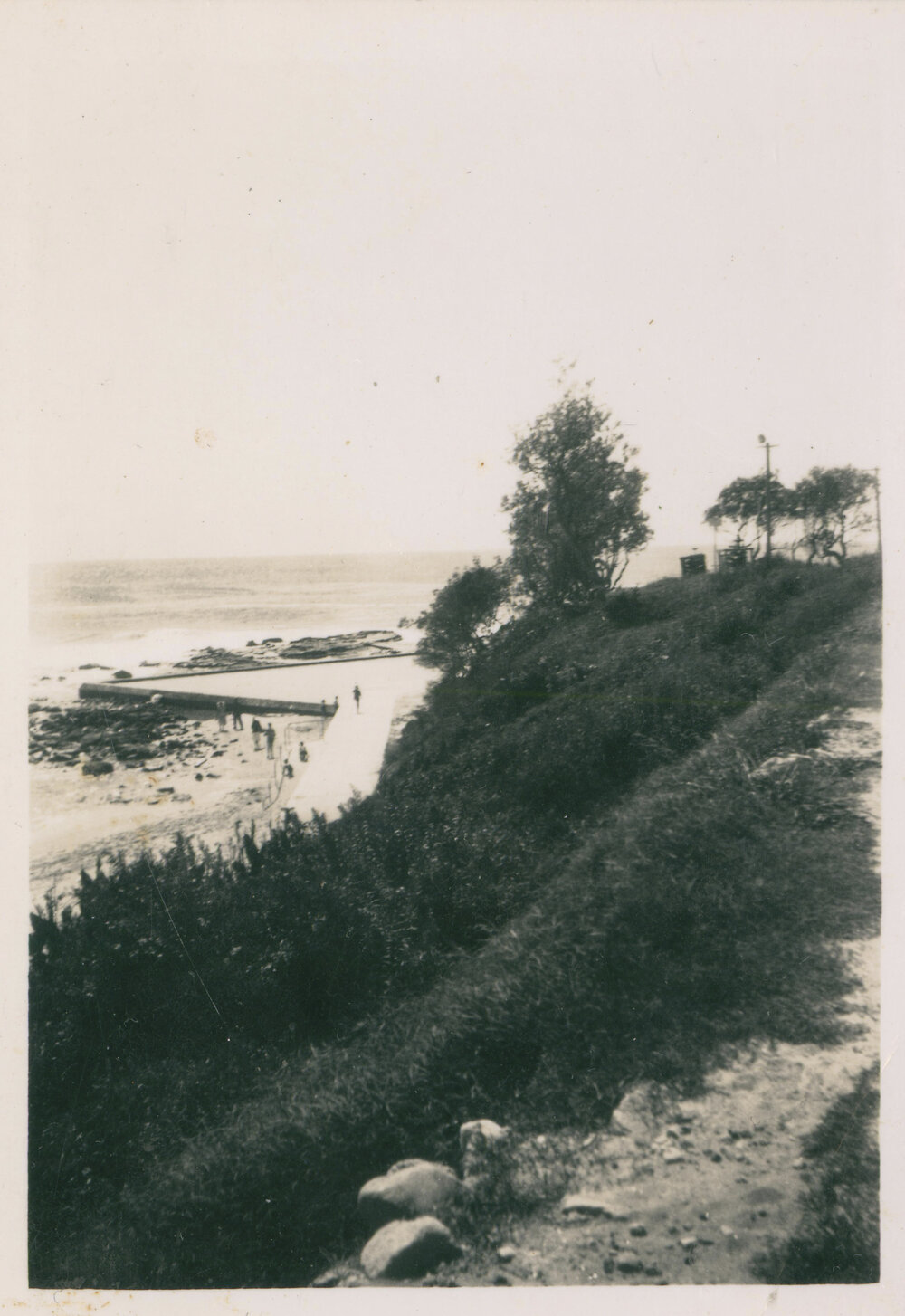View from Oaks Avenue Dee Why towards Dee Why Beach and Pool, 1938