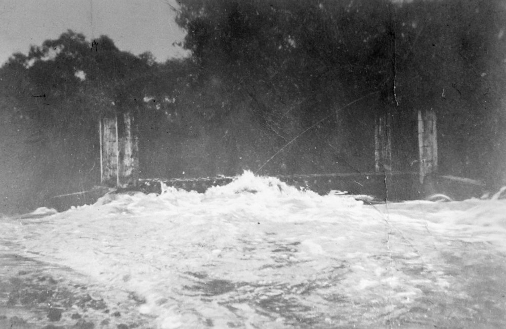 Bridge over Frenchs Creek in Flood, Belrose
