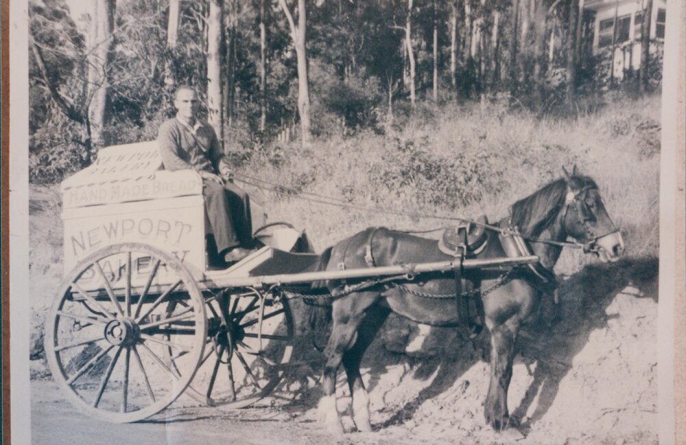 Newport Bakery Horse and Cart, Newport, c1940s
