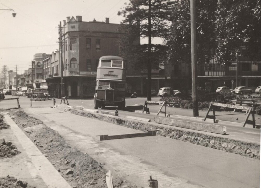Sydney Road reconstruction in concrete, February 1950
