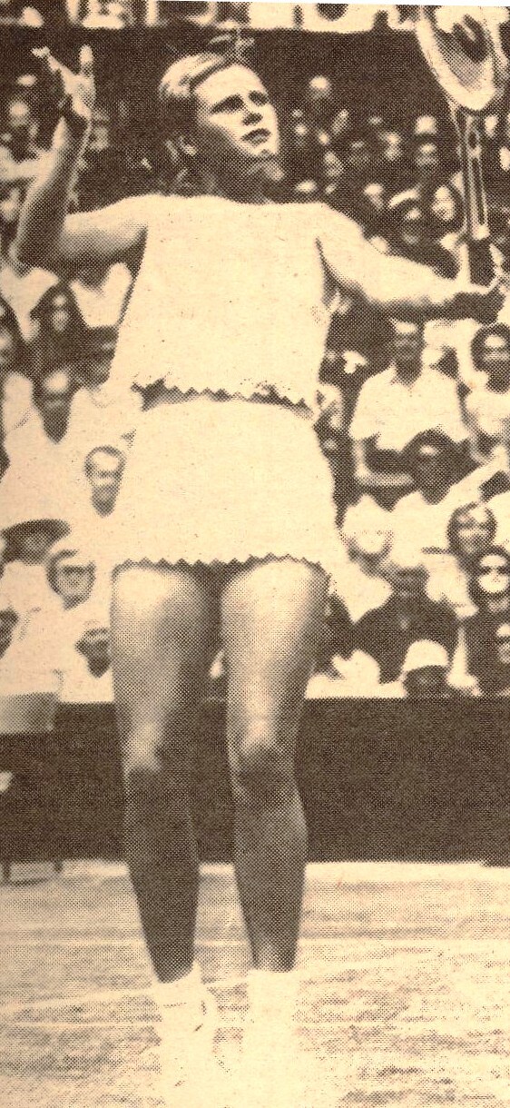 Dianne Fromholtz, tennis player, 1976