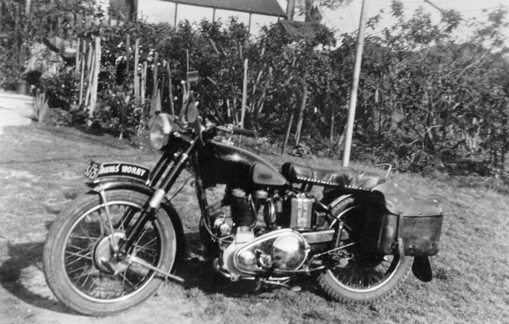 Motorbike at 1 Holborn Avenue, Dee Why