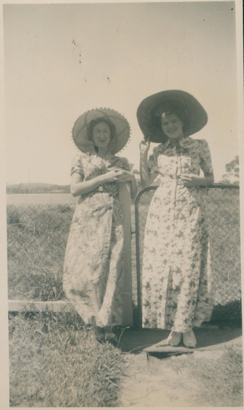 Two women in Sun Hats, Narrabeen, 1943