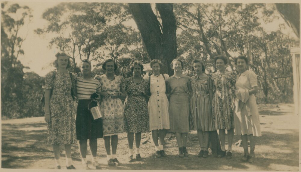A group of women standing in a yard, Narrabeen, 1943