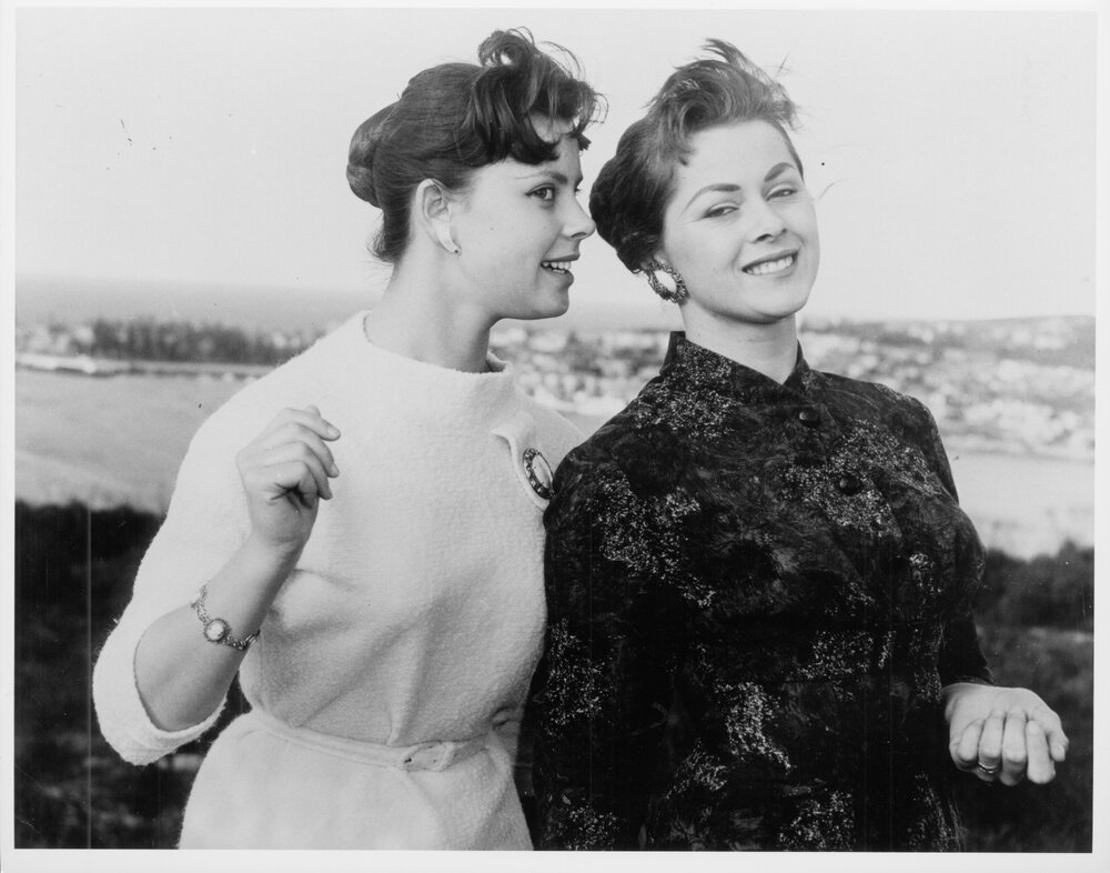 Eleanor Hope and Judith Woodbridge at Dobroyd Scenic Drive, c1964