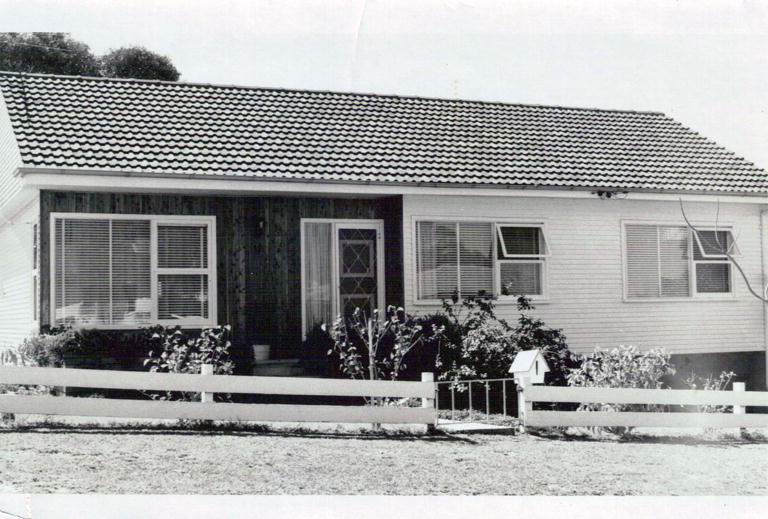 House in St Andrews Gate, Lot 227, no 18, Elanora Heights