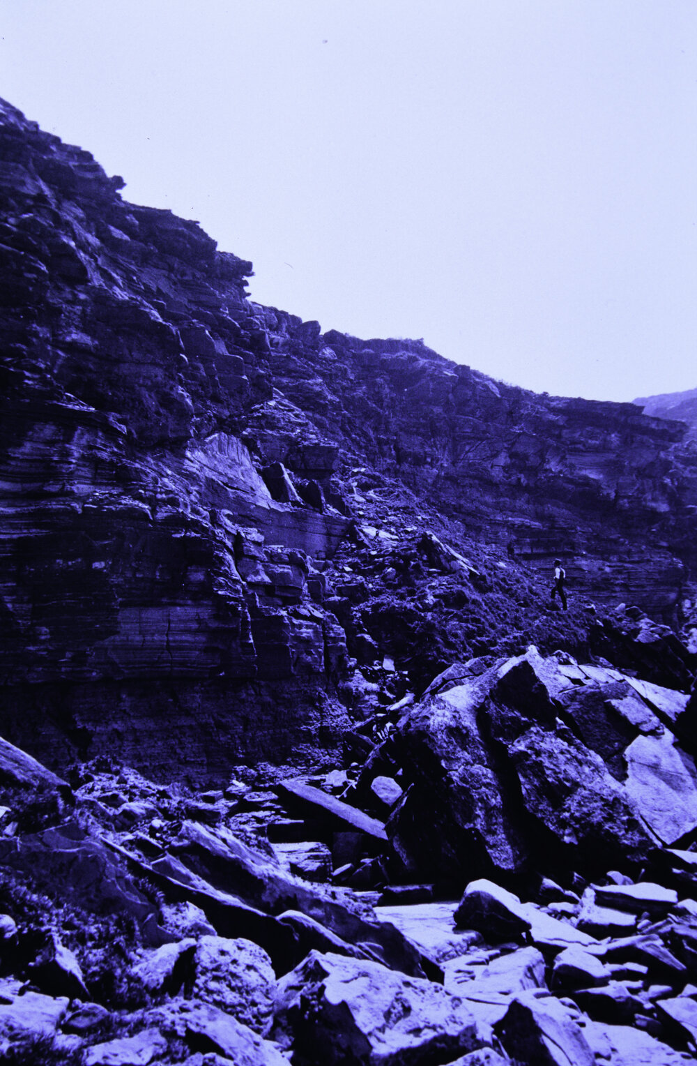 Cliff face at Avalon known as The Hole in the Wall, Avalon Beach, 1912