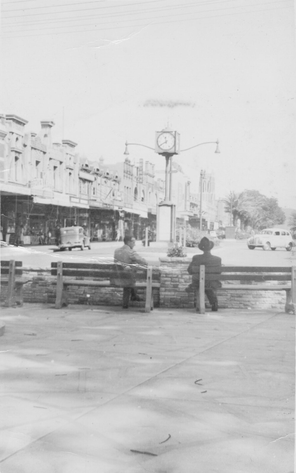 The Corso looking toward Manly Wharf, Manly, c1940s